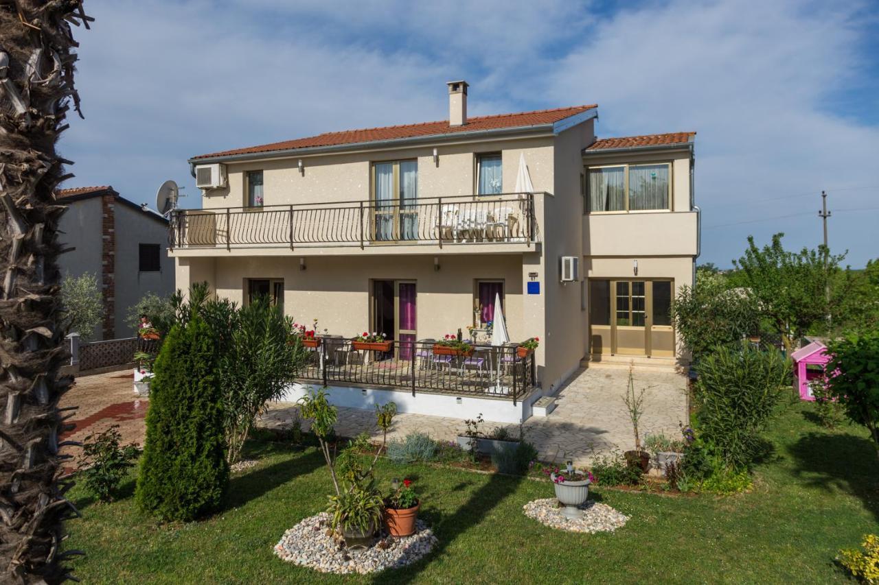 Apartment Belma Porec Radmani Eksteriør bilde